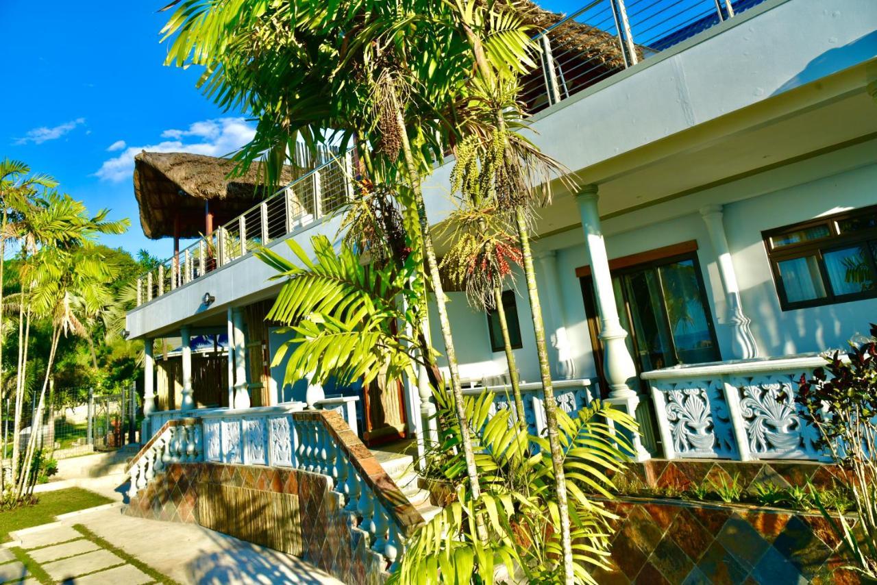 La Petite Maison And Sea Splash Baie Sainte Anne Bagian luar foto