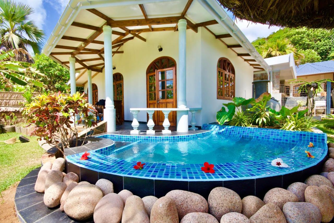 La Petite Maison And Sea Splash Baie Sainte Anne Bagian luar foto