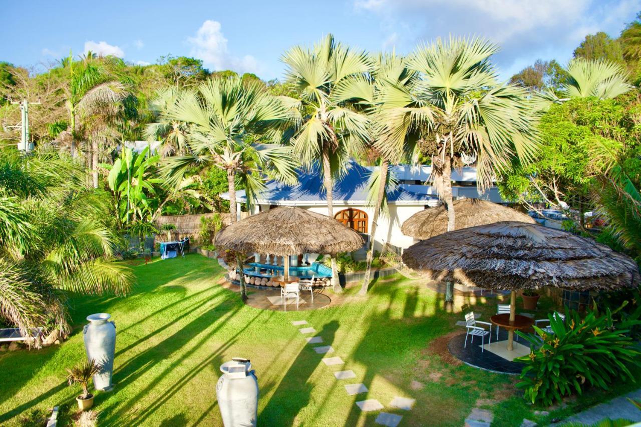 La Petite Maison And Sea Splash Baie Sainte Anne Bagian luar foto