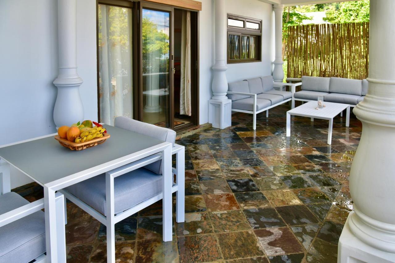 La Petite Maison And Sea Splash Baie Sainte Anne Bagian luar foto