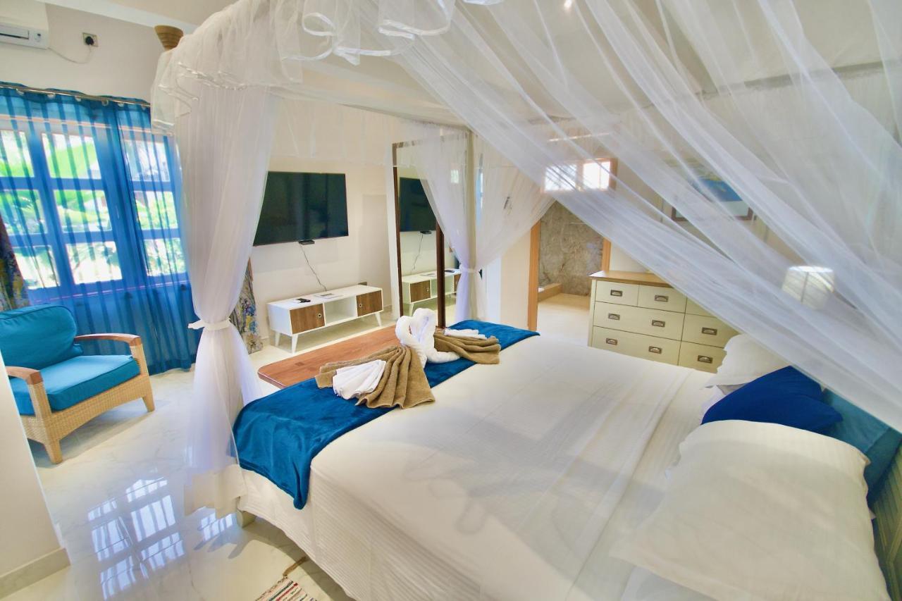 La Petite Maison And Sea Splash Baie Sainte Anne Bagian luar foto
