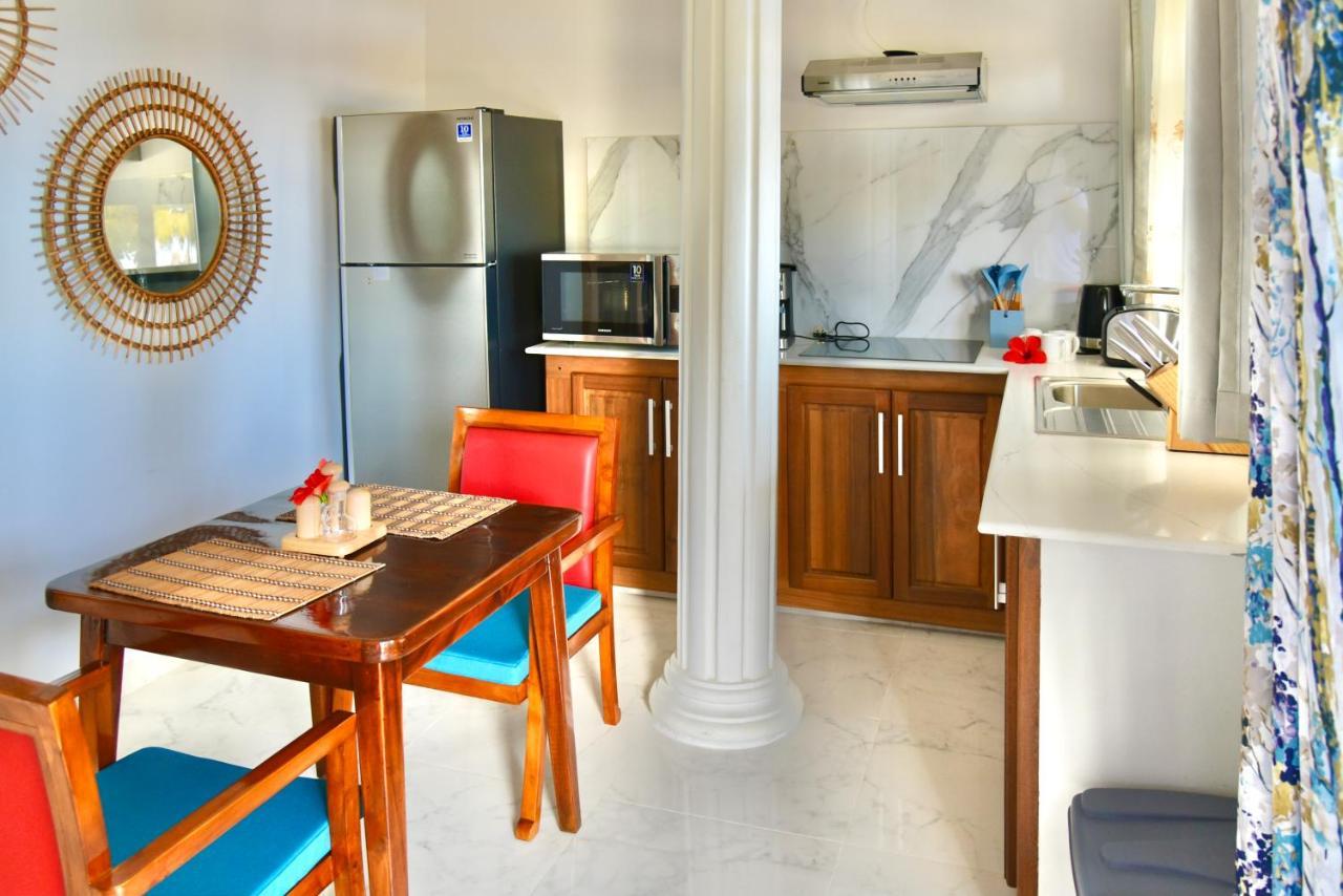 La Petite Maison And Sea Splash Baie Sainte Anne Bagian luar foto